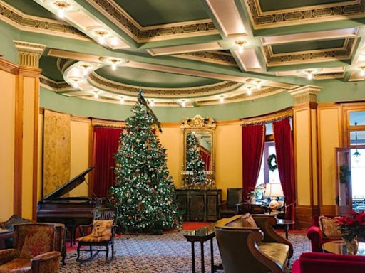 Connecting with the community, come take a look at Castle Green and learn about the way Architect Frederick Roehrig influenced Los Angeles. 