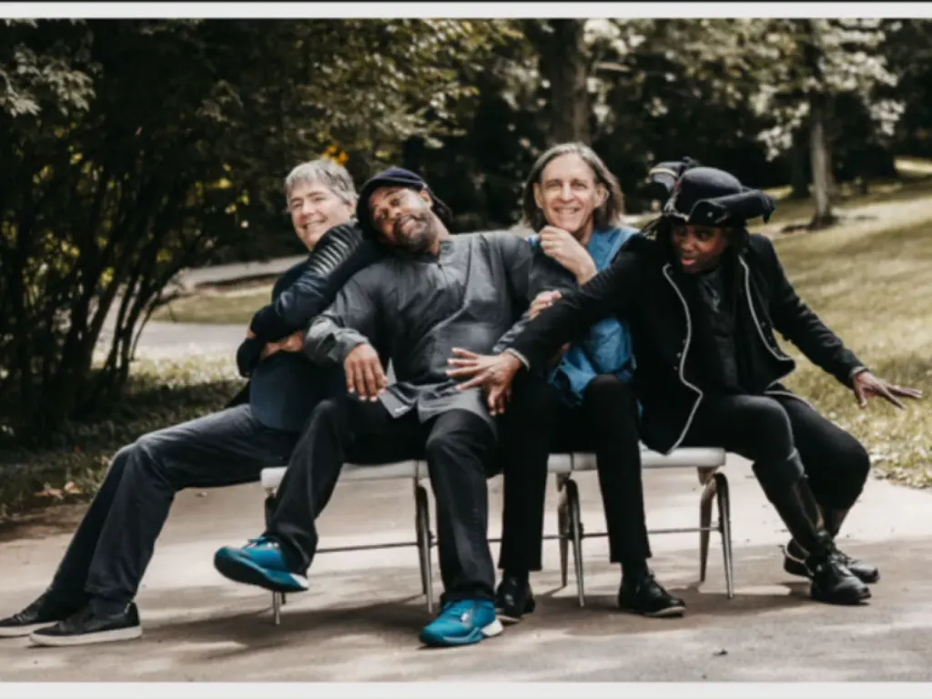 Béla Fleck and the Flecktones 2025 1