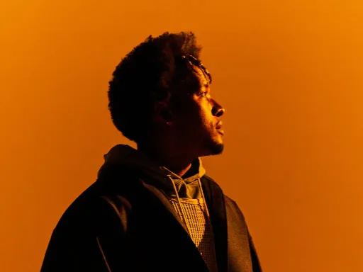 Singer-songwriter Cautious Clay takes The Hours Tour to the Regent..W/Special...