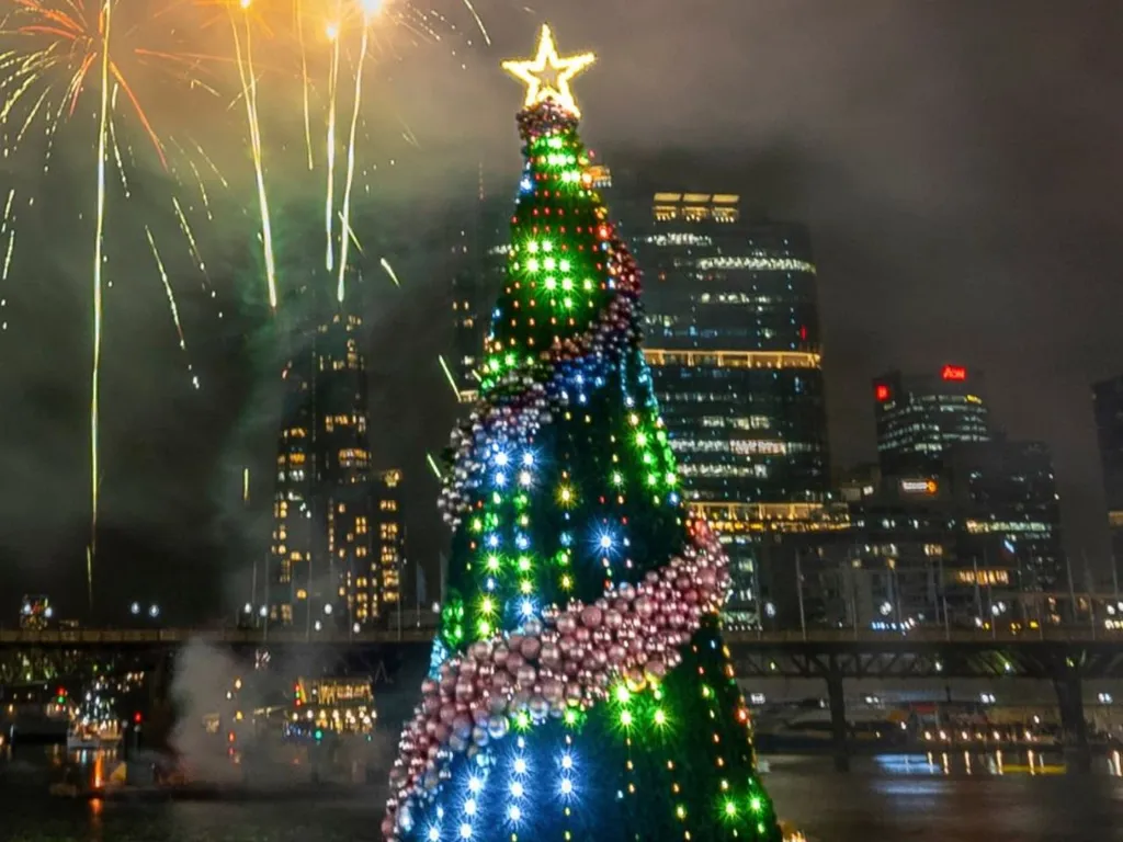 Darling Harbour Floating Christmas Tree 2024 1