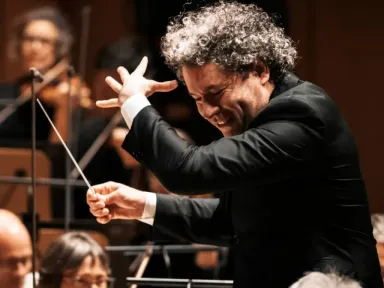 In his music to Egmont, Beethoven magnificently distilled the heroic...