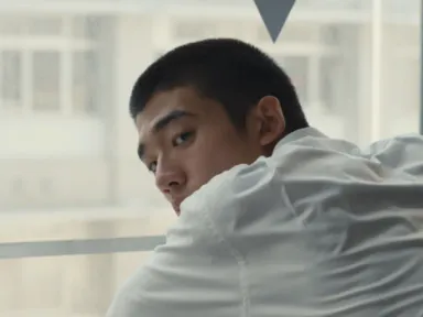 In Japanese with English subtitles. In a near-future Tokyo where...