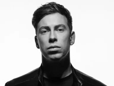 Dudtch DJ Hardwell plays Grand Park....
