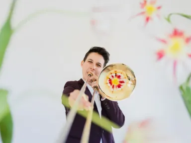 Naomi Moon Siegel, trombone Marina Albero, piano Kelsey Mines, bass...
