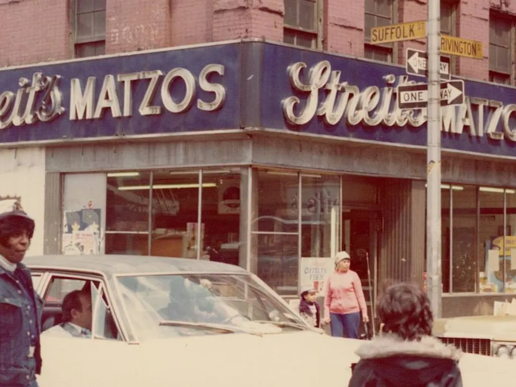 Lower East Side, 1975: Portrait of a Changing Jewish Neighborhood 2025 1