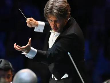 When in Rome, do as the Romans do! Italian conductor...