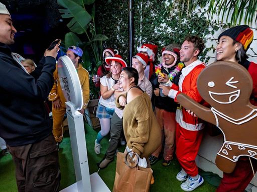 Join the 5th Annual Santa Cruise in Santa Monica! A festive holiday ride & party for skateboarders, roller skaters, cyclists, and more. 