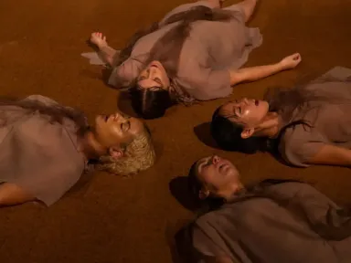 Sharon Chohi Kim premieres a performance inspired by murmurations—meaning both...