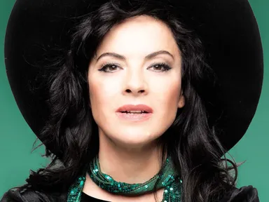 Raunchy and dangerously fragile with an exceptional voice, Camille O’Sullivan is a courageous and si...