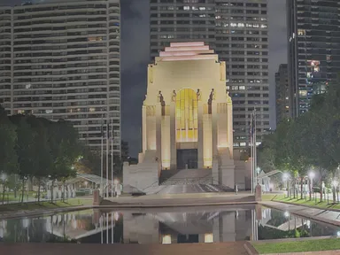 Take a free Twilight Tour and delve into the Anzac Memorial’s stunning art-deco architecture and com...