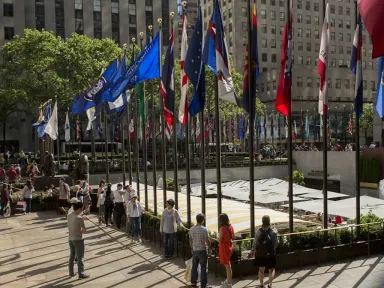 Hotel Edison partners with Streetwise to offer guests these free...
